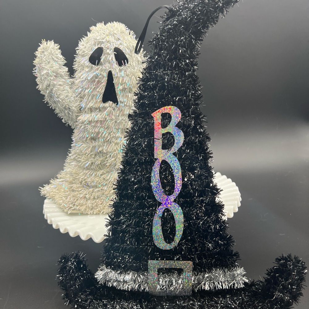 Tinsel ghost and witch hat